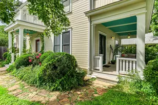 200 W 40th St, Austin, TX 78751 - Photo 4