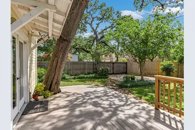 200 W 40th Street, Austin, TX 78751 - Photo 34