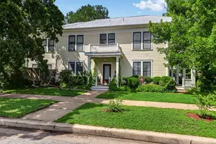 200 W 40th St, Austin, TX 78751 - Photo 2