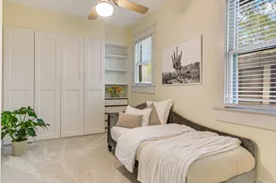 200 W 40th St, Austin, TX 78751 - Photo 16
