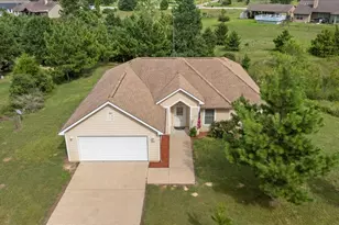 351 Cardinal Dr, Paige, TX 78659 - Photo 2