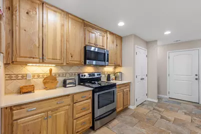 351 Cardinal Drive, Paige, TX 78659 - Photo 10