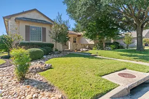 121 Vinca Dr, Georgetown, TX 78628 - Photo 2