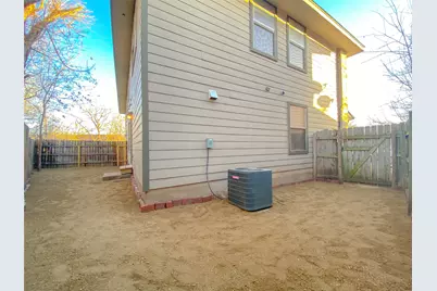 5201 Bogey Court, Austin, TX 78744 - Photo 16