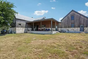 135 Scenic Vista Dr, Fredericksburg, TX 78624 - Photo 4