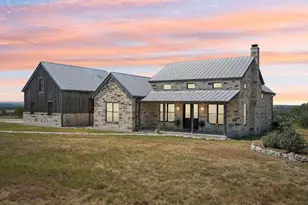 135 Scenic Vista Dr, Fredericksburg, TX 78624 - Photo 1