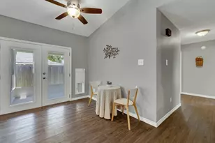 1905 Castle Gate Cir, San Marcos, TX 78666 - Photo 10