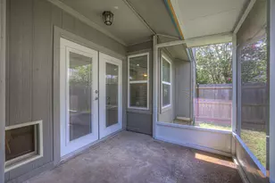 1905 Castle Gate Cir, San Marcos, TX 78666 - Photo 24