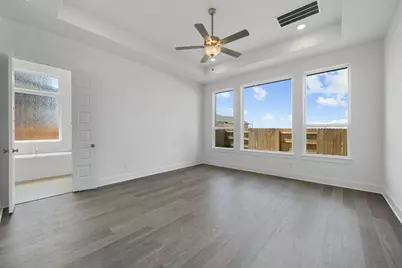 820 S Hemingway Loop, Liberty Hill, TX 78642 - Photo 16