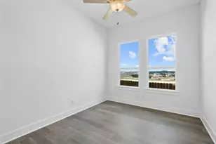 820 S Hemingway Loop, Liberty Hill, TX 78642 - Photo 6