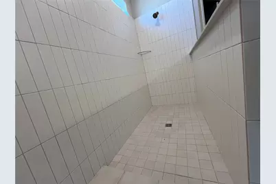 112 Barret Drive, Liberty Hill, TX 78642 - Photo 38