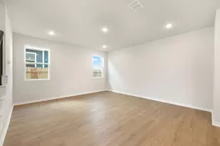 112 Barret Dr, Liberty Hill, TX 78642 - Photo 12