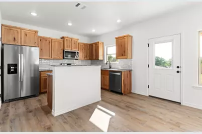 913 Blane Circle Circle, Lampasas, TX 76550 - Photo 6