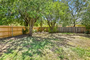 4301 Balcones Woods Dr, Austin, TX 78759 - Photo 24