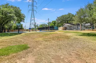 4301 Balcones Woods Dr, Austin, TX 78759 - Photo 26