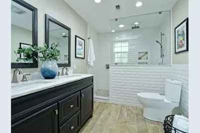 4301 Balcones Woods Drive, Austin, TX 78759 - Photo 16