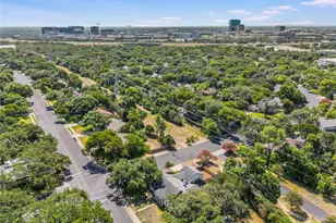 4301 Balcones Woods Dr, Austin, TX 78759 - Photo 32