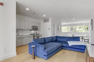 2906 S 1st St, Austin, TX 78704 - Photo 2