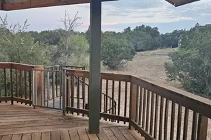 102 Falcon Ln, Horseshoe Bay, TX 78657 - Photo 2