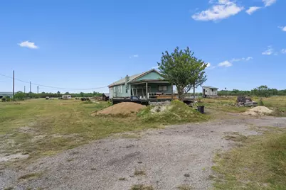 14600 F M Road 812, Del Valle, TX 78617 - Photo 12