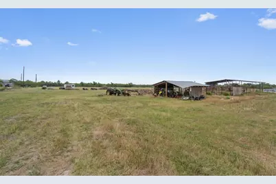 14600 F M Road 812, Del Valle, TX 78617 - Photo 22