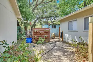 107 Taylor Dr, Spicewood, TX 78669 - Photo 32