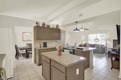 107 Taylor Drive, Spicewood, TX 78669 - Photo 14