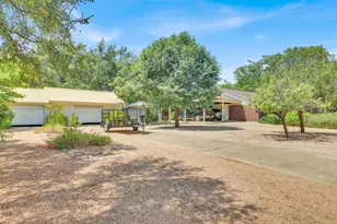 107 Taylor Dr, Spicewood, TX 78669 - Photo 4