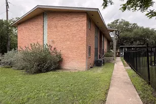 3304 Red River St, Austin, TX 78705 - Photo 16