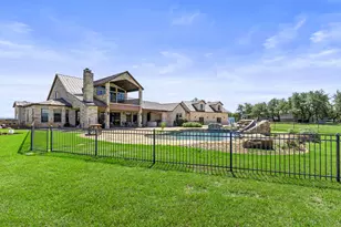 297 Kylie Rae Ct, Round Mountain, TX 78663 - Photo 2