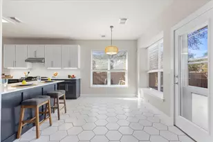 11216 Jockey Bluff Dr, Austin, TX 78748 - Photo 10