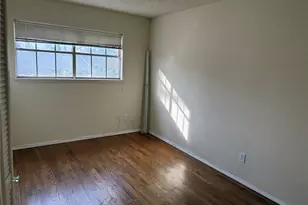 3902 Peterson Ave, Austin, TX 78756 - Photo 14