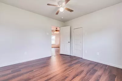112 Gazley Street, Smithville, TX 78957 - Photo 20