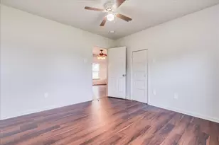 112 Gazley St, Smithville, TX 78957 - Photo 20