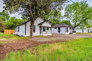 112 Gazley St, Smithville, TX 78957 - Photo 40
