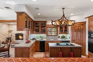 521 Bluff Creek Rd, Center Point, TX 78010 - Photo 16