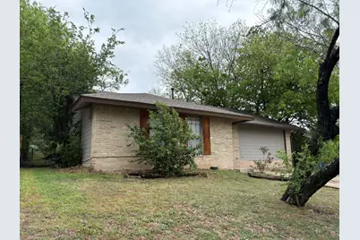 2524 Chaparral Trail, Austin, TX 78744 - Photo 2