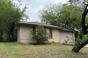 2524 Chaparral Trail, Austin, TX 78744 - Photo 2