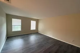 2524 Chaparral Trail, Austin, TX 78744 - Photo 14