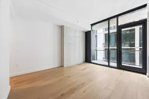 610 Davis St, Austin, TX 78701 - Photo 8