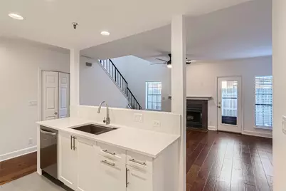 1704 West Avenue #106, Austin, TX 78701 - Photo 6
