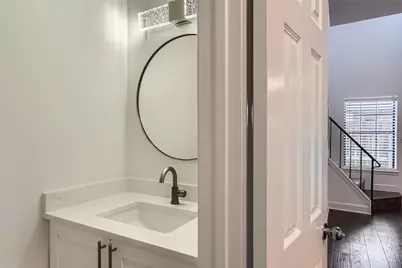 1704 West Avenue #106, Austin, TX 78701 - Photo 18