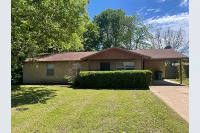 413 Magnolia Street, Bastrop, TX 78602 - Photo 1