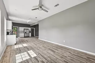 507 W 1st St, Flatonia, TX 78941 - Photo 6