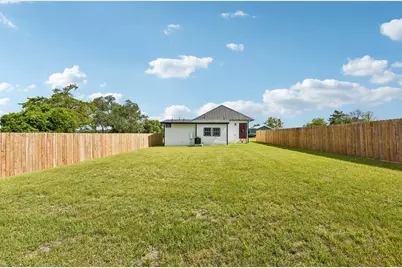 507 W 1st Street, Flatonia, TX 78941 - Photo 36