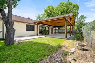 13006 Council Bluff Dr, Austin, TX 78727 - Photo 32