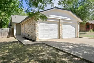 12820 Tomanet Trail, Austin, TX 78727 - Photo 24