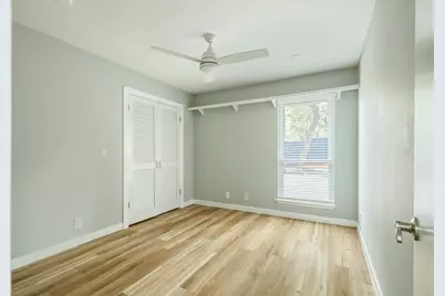 304 Palos Verdes Drive, Lakeway, TX 78734 - Photo 16