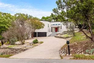 304 Palos Verdes Dr, Lakeway, TX 78734 - Photo 2