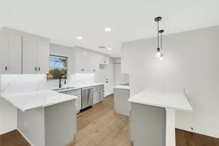 122 Blanket Flower Dr, Bastrop, TX 78602 - Photo 12